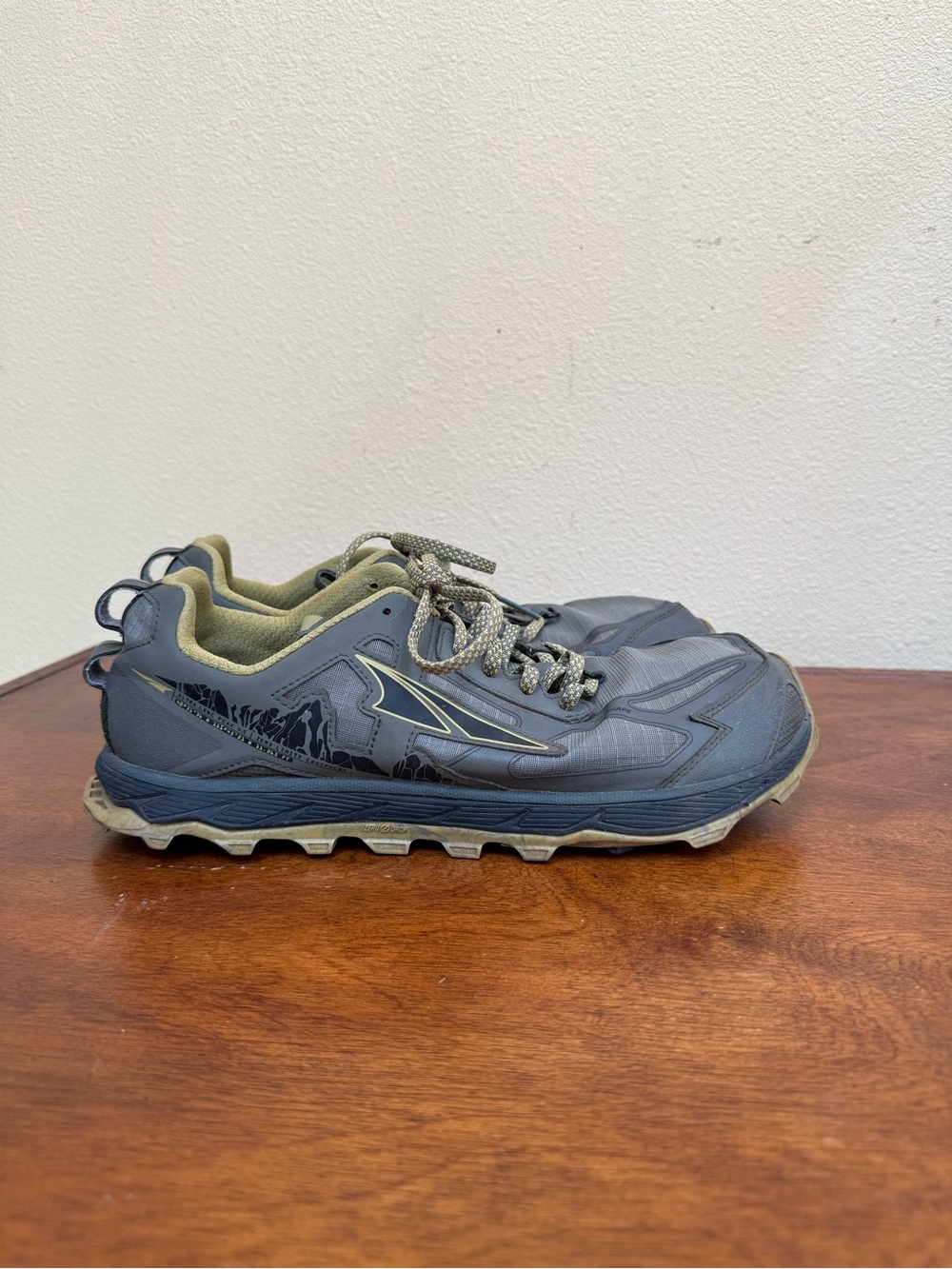 Altra Lone Peak 4.5 Running Shoes Olive Willow Trail Walking Men's Size 11.5